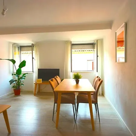 Cruz Cozy 2º * Lisbon